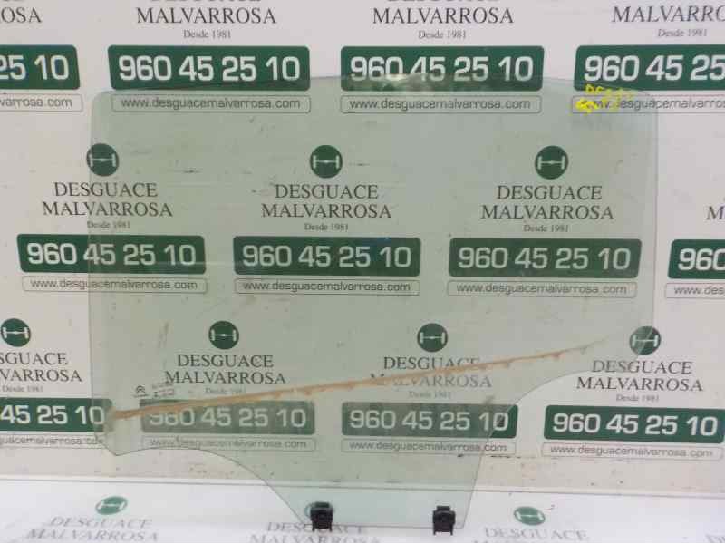 Recambio de cristal puerta trasero izquierdo para citroën c3 1.2 12v vti referencia OEM IAM 9813022880  