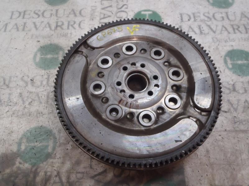 Recambio de volante motor para volvo c30 1.6 d momentum referencia OEM IAM 31256716  