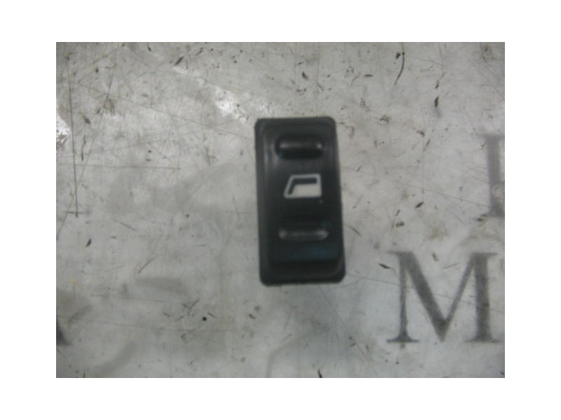 Recambio de mando elevalunas delantero derecho para citroën xsara coupe 1.6 vtr referencia OEM IAM   