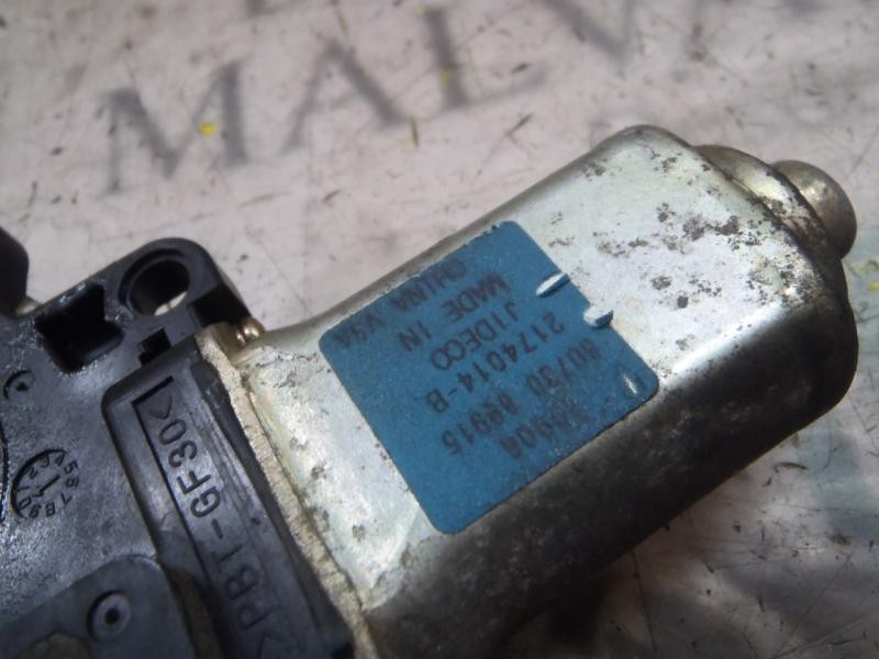 Recambio de motor elevalunas trasero derecho para nissan murano (z50) básico referencia OEM IAM 8073089915 8073089915 8073089915