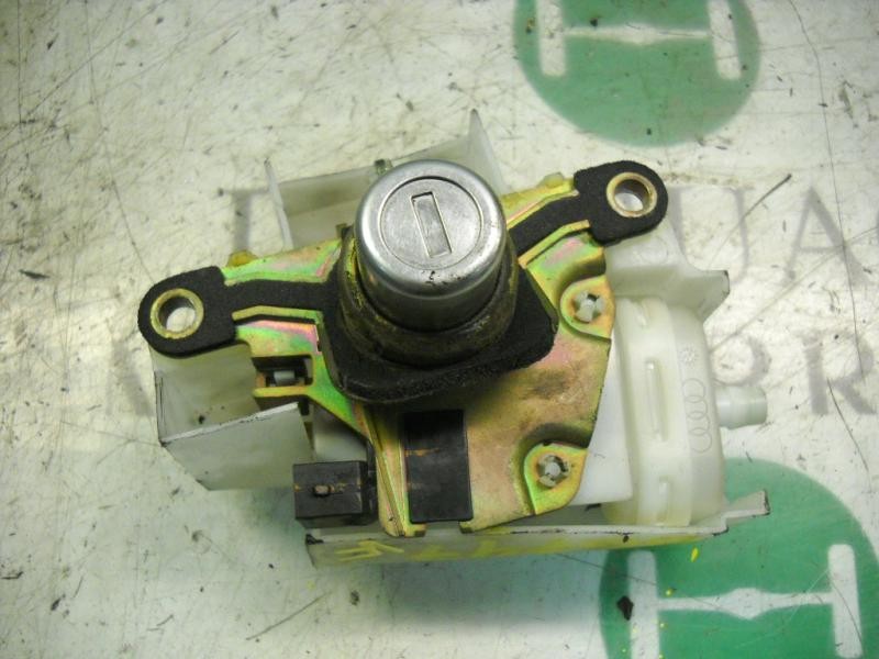 Recambio de maneta porton para audi a4 berlina (b5) 1.8 t referencia OEM IAM 107862055CB  