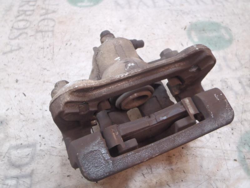 Recambio de pinza freno trasera derecha para hyundai i30 classic referencia OEM IAM 583111HA00  