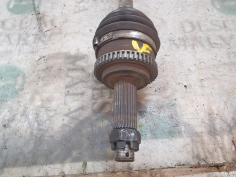 Recambio de transmision izquierda para hyundai i30 classic referencia OEM IAM 495012L010  