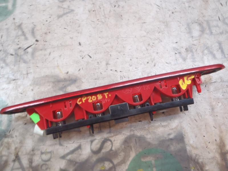 Recambio de piloto trasero central para toyota aygo (kgb/wnb) 1.0 cat referencia OEM IAM   