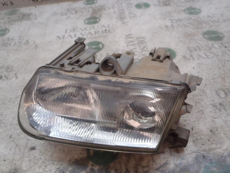 Recambio de faro izquierdo para alfa romeo 145 1.4 t.spark referencia OEM IAM   