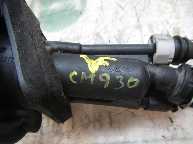 Recambio de bomba embrague para volvo v50 familiar 2.4 cat referencia OEM IAM 31367404  