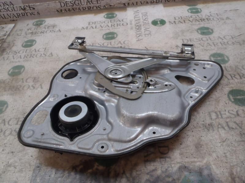 Recambio de elevalunas trasero izquierdo para volvo v50 familiar 2.4 cat referencia OEM IAM 31253515  