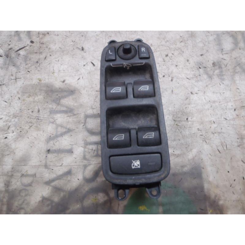 Recambio de mando elevalunas delantero izquierdo para volvo v50 familiar 2.4 cat referencia OEM IAM 30773429 3065844703451160 