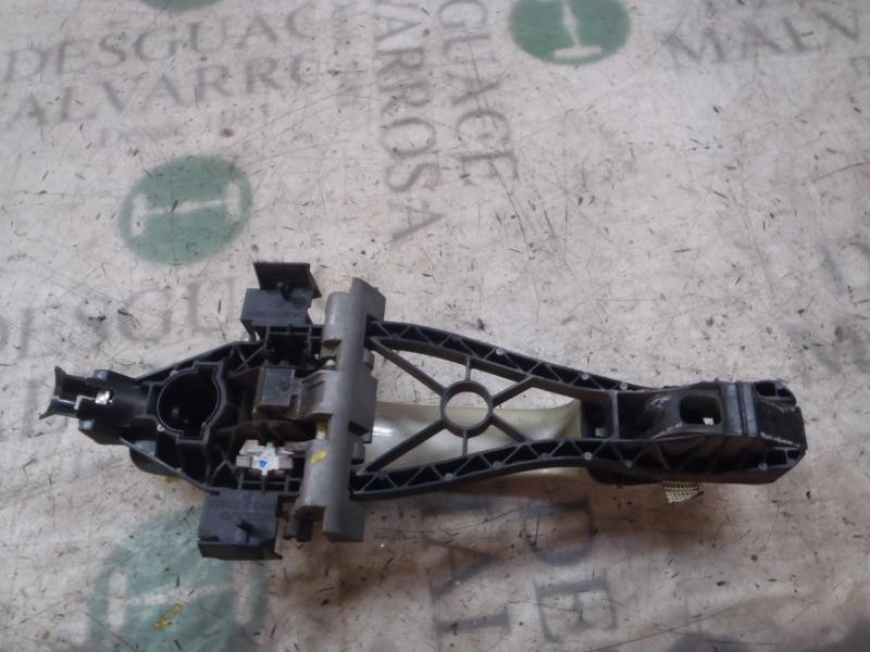 Recambio de maneta exterior trasera derecha para volvo v50 familiar 2.4 cat referencia OEM IAM 39879658  