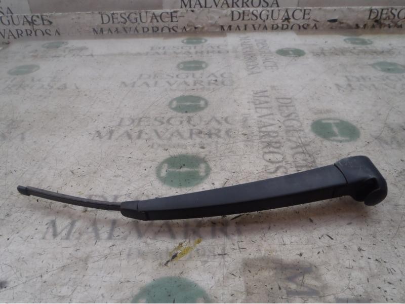 Recambio de brazo limpia trasero para skoda fabia (5j2 ) 1.2 referencia OEM IAM 6Q6955707C  