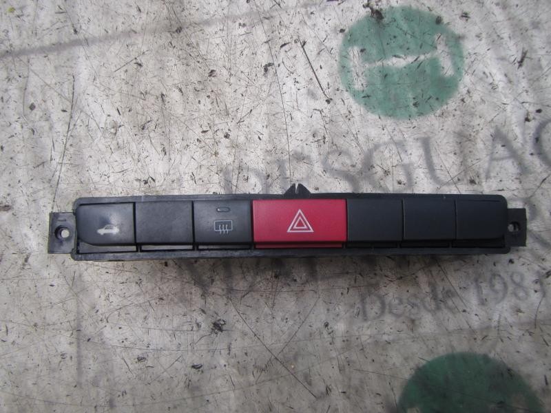 Recambio de warning para fiat linea (110) dynamic referencia OEM IAM 735442354  