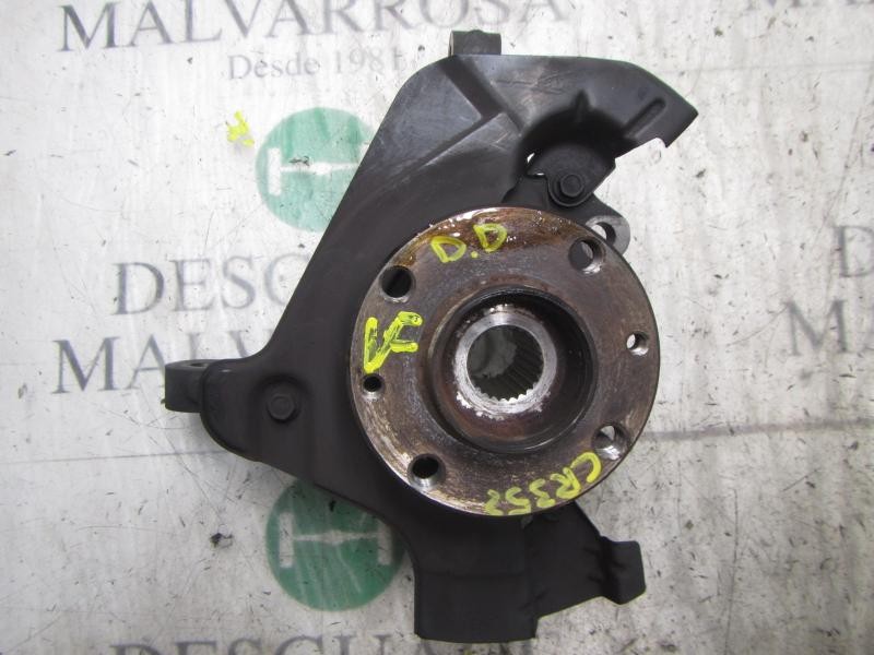 Recambio de mangueta delantera derecha para fiat linea (110) dynamic referencia OEM IAM 52044709  