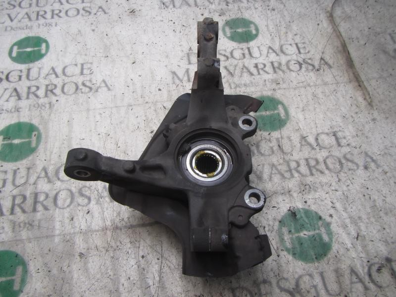 Recambio de mangueta delantera izquierda para fiat linea (110) dynamic referencia OEM IAM 52044713  