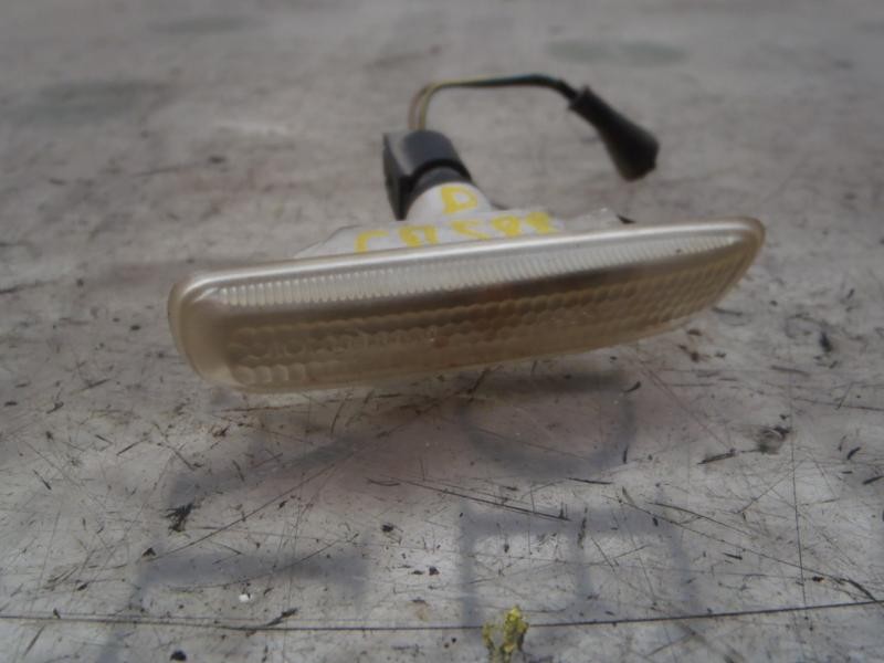 Recambio de piloto lateral derecho para bmw serie 3 coupe (e46) 318 ci referencia OEM IAM 63138370720  