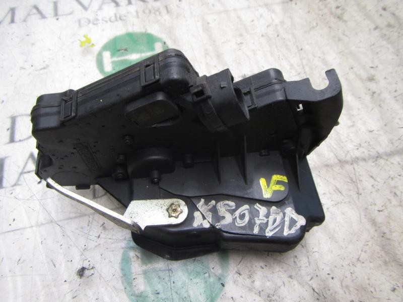 Recambio de cerradura puerta delantera derecha para bmw serie 3 berlina (e46) 320d referencia OEM IAM   