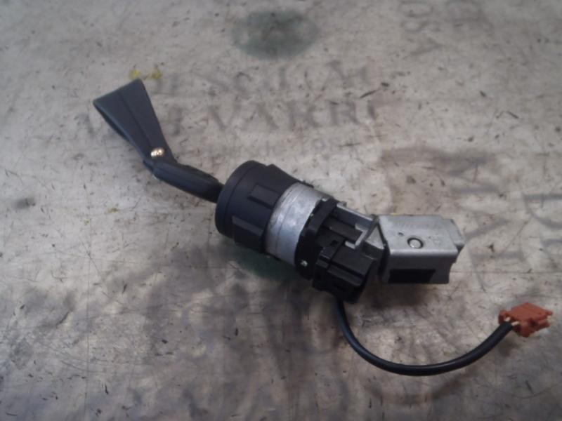 Recambio de antirrobo para peugeot 308 sport referencia OEM IAM 4162KF  