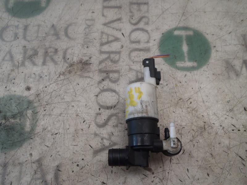 Recambio de bomba limpia para peugeot 308 sport referencia OEM IAM 643475  