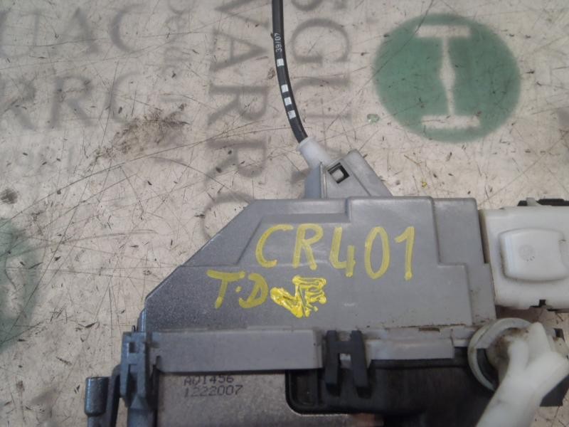 Recambio de cerradura puerta trasera derecha para peugeot 308 sport referencia OEM IAM 9138Q8  