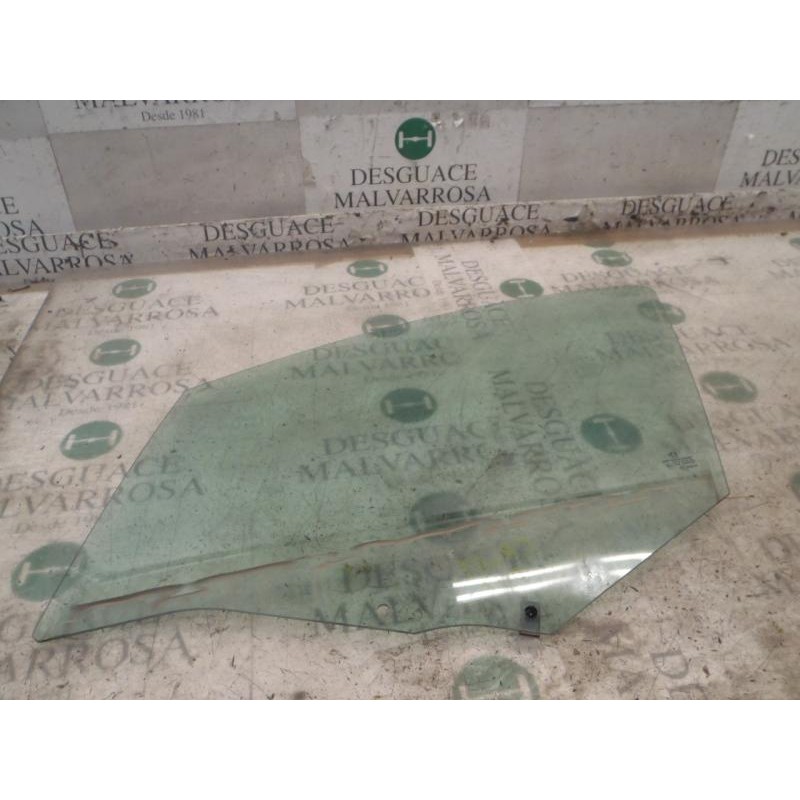 Recambio de cristal puerta delantero izquierdo para peugeot 308 sport referencia OEM IAM 9201K8  