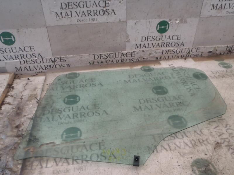 Recambio de cristal puerta trasero izquierdo para peugeot 308 sport referencia OEM IAM 9203HR  