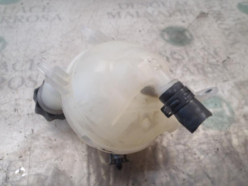 Recambio de deposito expansion para peugeot 308 sport referencia OEM IAM 1323AH  
