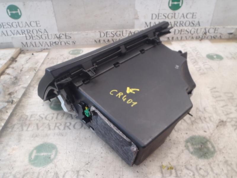 Recambio de guantera para peugeot 308 sport referencia OEM IAM 8226LE  