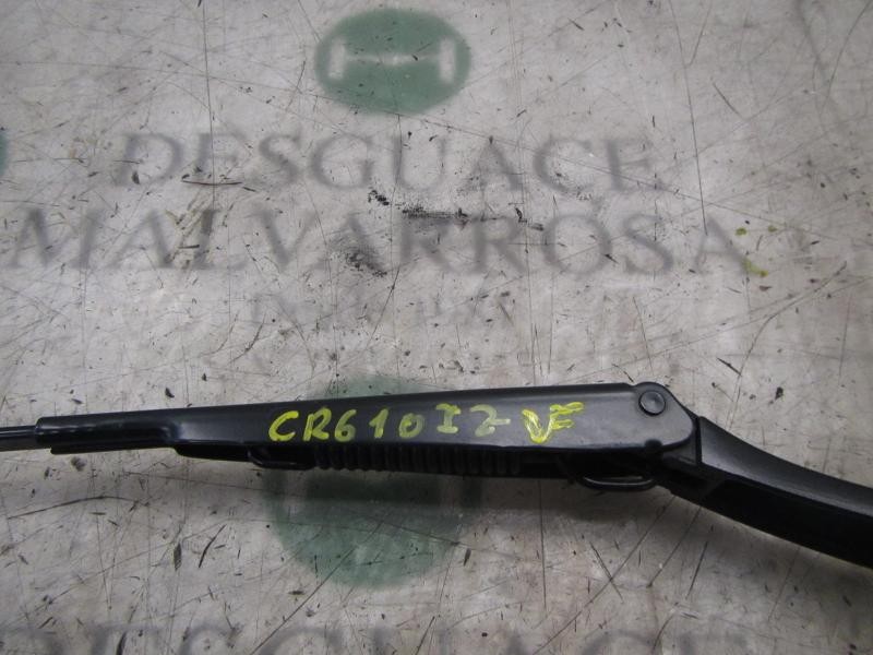 Recambio de brazo limpia delantero izquierdo para kia cee´d active referencia OEM IAM 983111H000  