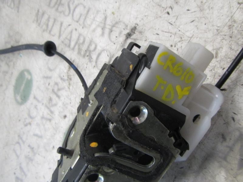 Recambio de cerradura puerta trasera derecha para kia cee´d active referencia OEM IAM 814201H000  