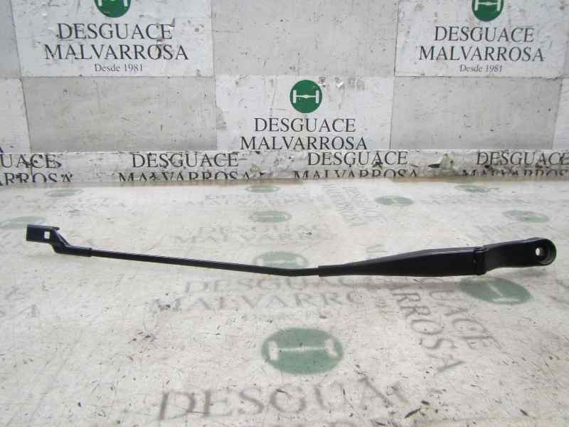 Recambio de brazo limpia delantero derecho para peugeot 308 sw 1.6 hdi referencia OEM IAM 1610672480  