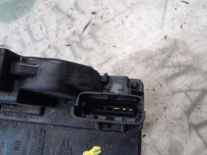 Recambio de cerradura puerta delantera derecha para nissan note (e11e) acenta referencia OEM IAM   