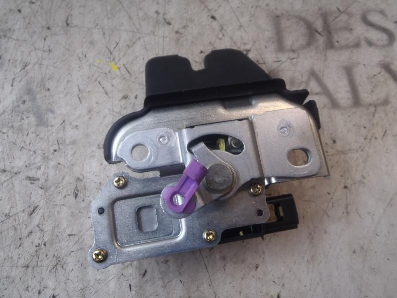 Recambio de cerradura maletero / porton para lexus gs300 (jzs160) básico referencia OEM IAM 6460030120  