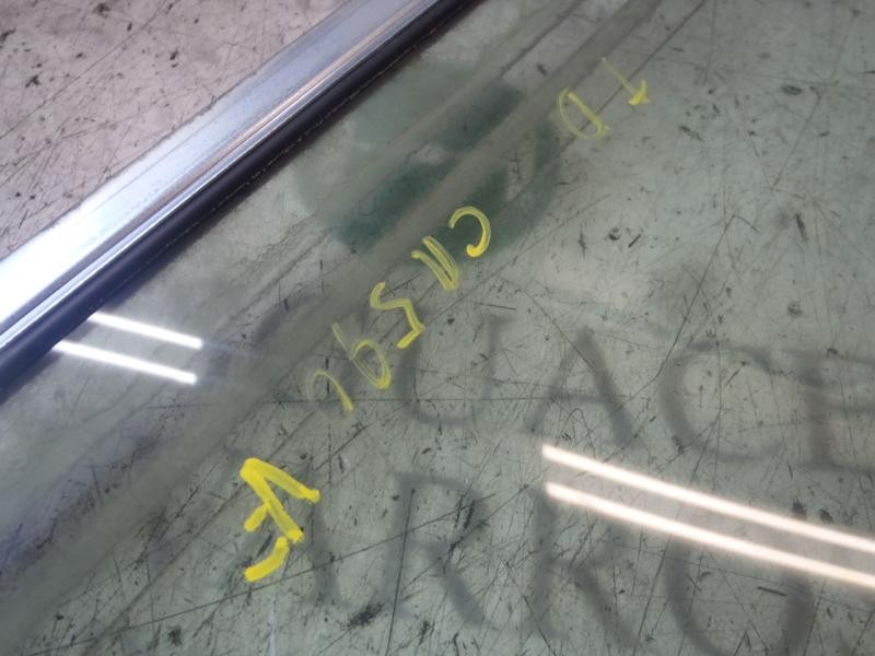 Recambio de cristal puerta trasero derecho para lexus gs300 (jzs160) básico referencia OEM IAM 6811330660  