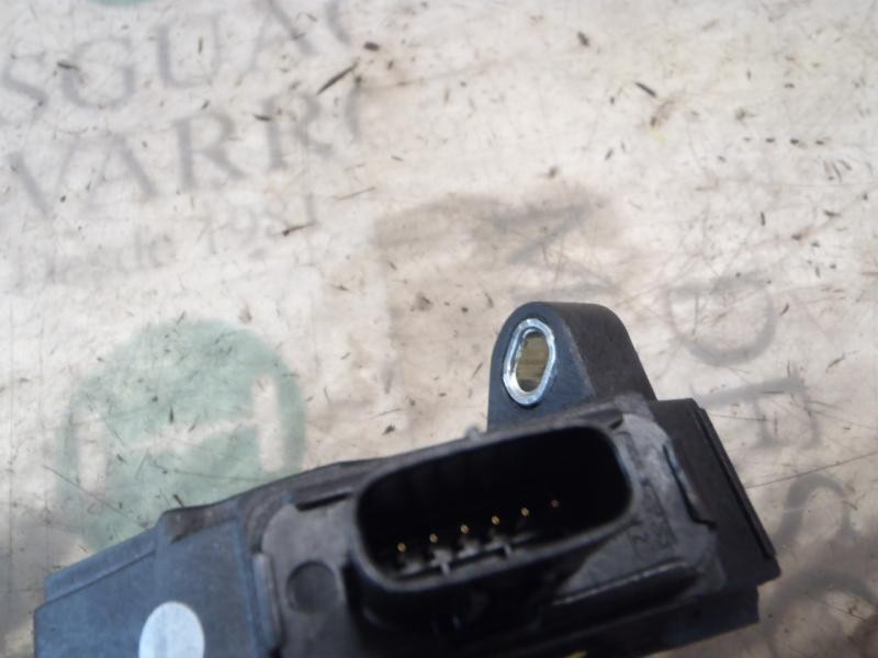 Recambio de potenciometro pedal para toyota auris 1.8 16v (híbrido) referencia OEM IAM 7811002120 7811002120 06879744012