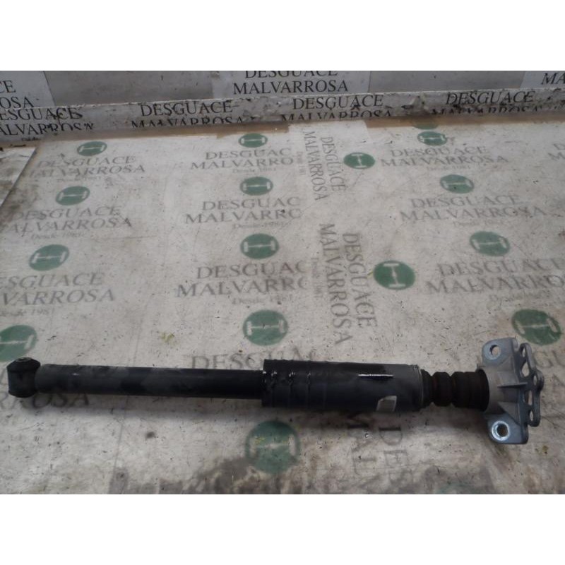 Recambio de amortiguador trasero izquierdo para opel corsa d ´´111 years´´ referencia OEM IAM   