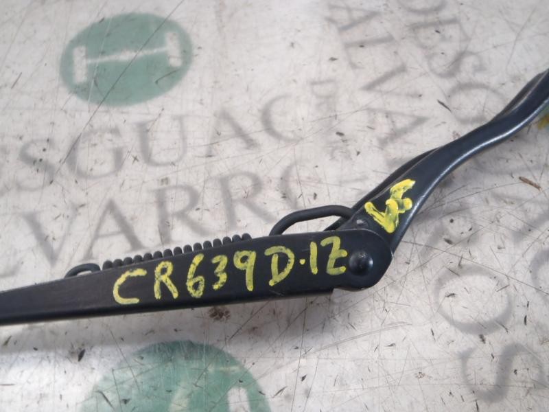 Recambio de brazo limpia delantero izquierdo para opel corsa d ´´111 years´´ referencia OEM IAM   