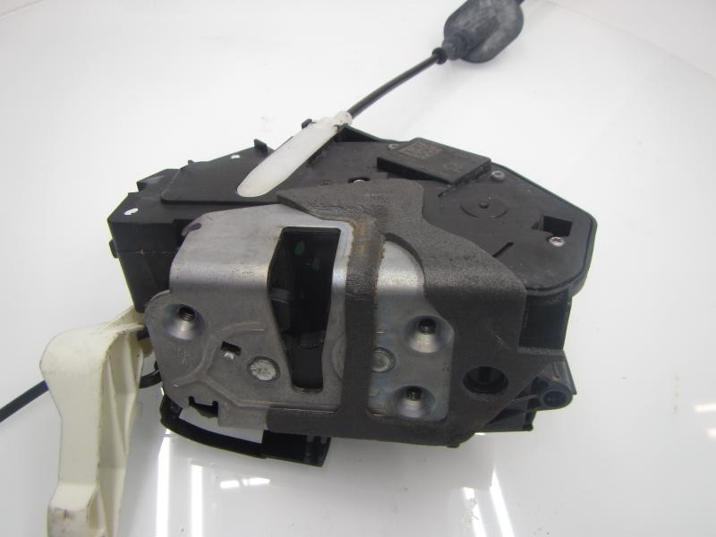 Recambio de cerradura puerta delantera derecha para ford fiesta (cb1) trend referencia OEM IAM   