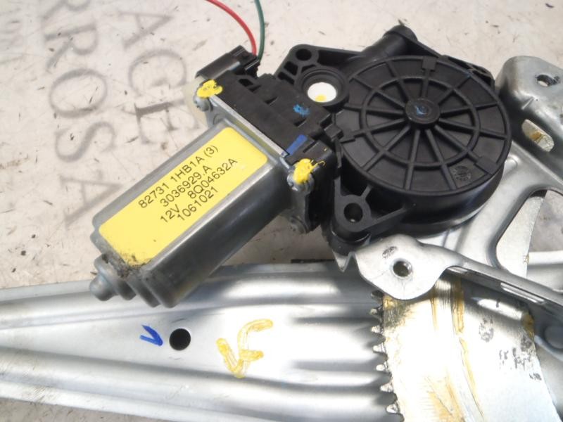 Recambio de elevalunas trasero derecho para nissan note 1.2 cat referencia OEM IAM 827203VV0A  