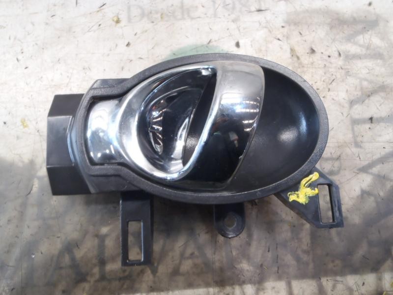 Recambio de maneta interior delantera izquierda para nissan note 1.2 cat referencia OEM IAM 806711HA0B  