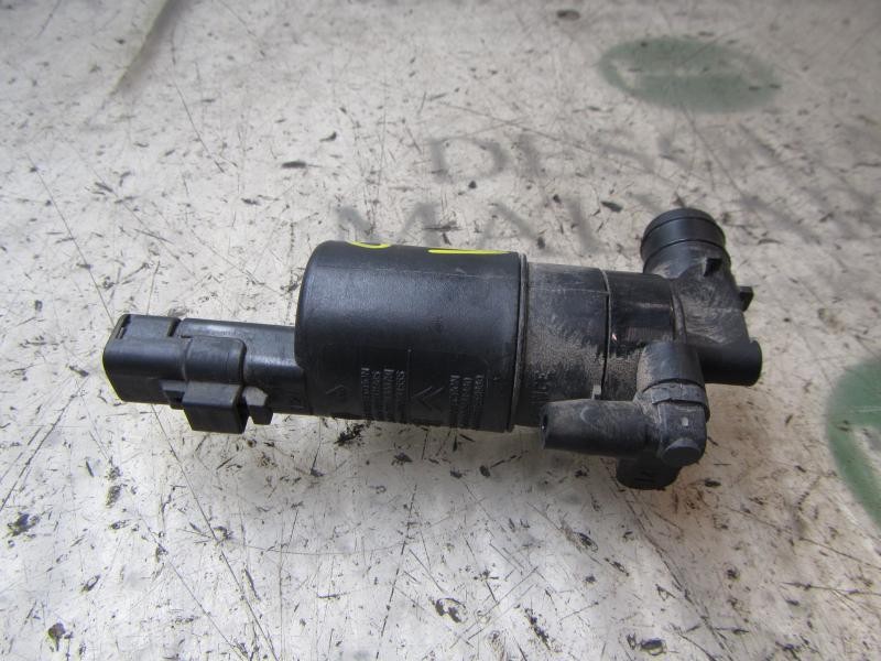 Recambio de bomba limpia para toyota aygo (kgb/wnb) básico referencia OEM IAM   