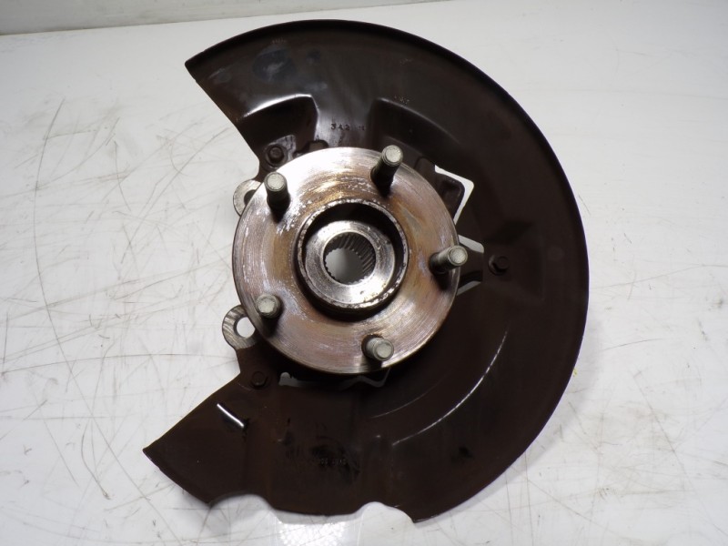 Recambio de mangueta delantera izquierda para ford kuga (cbs) 2.0 tdci cat referencia OEM IAM 1781987  