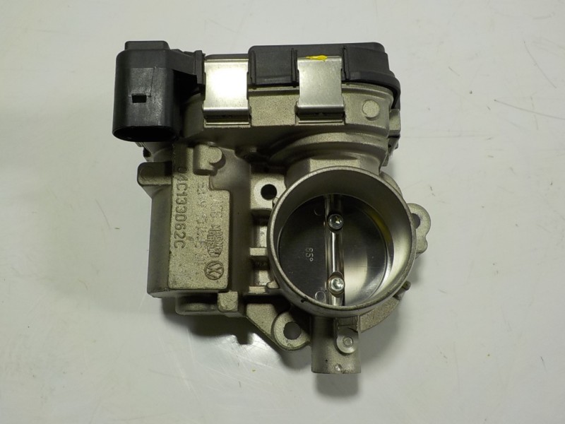 Recambio de caja mariposa para audi a1 sportback (gba) 1.0 tfsi referencia OEM IAM 04E133062T 04C133062C 