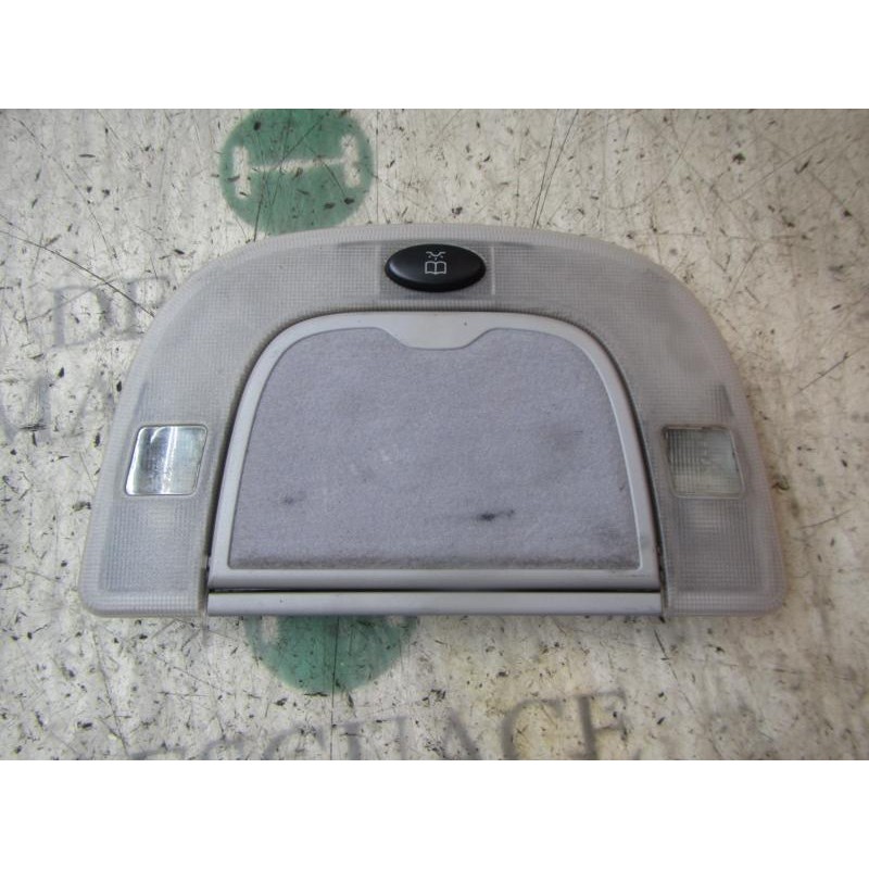 Recambio de piloto interior para mercedes-benz clase s (w220) berlina 500 (220.075) referencia OEM IAM A22082003017D84  