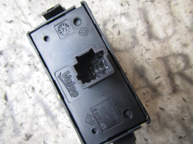 Recambio de warning para dacia sandero 1.5 dci diesel fap cat referencia OEM IAM 252905668R  