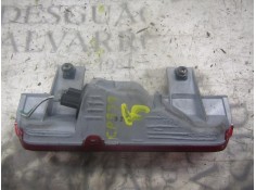 Recambio de piloto trasero central para toyota rav 4 (a2) 2.0 d-4d executive 4x4 (2003) referencia OEM IAM    2