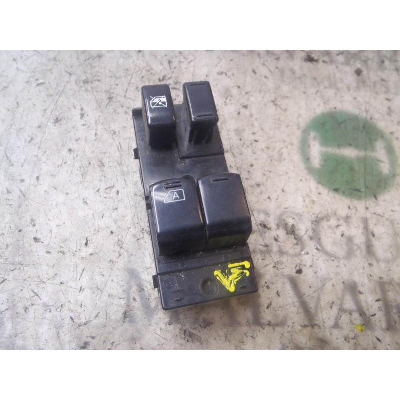 Recambio de mando elevalunas delantero izquierdo para nissan micra (k13) 1.2 cat referencia OEM IAM 254011HB0C  