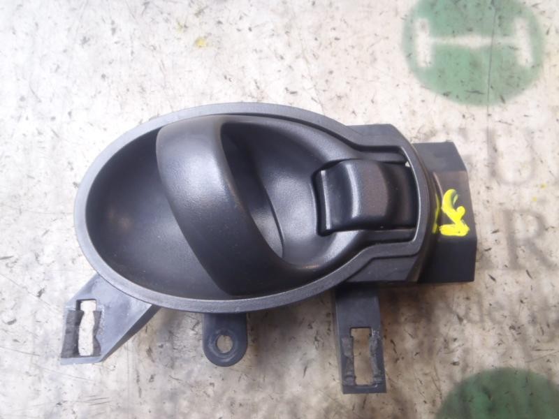 Recambio de maneta interior delantera derecha para nissan micra (k13) 1.2 cat referencia OEM IAM 806701HB0A  
