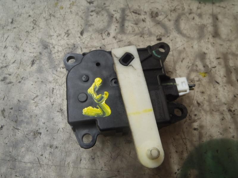 Recambio de motor apertura trampillas climatizador para nissan micra (k13) 1.2 cat referencia OEM IAM   