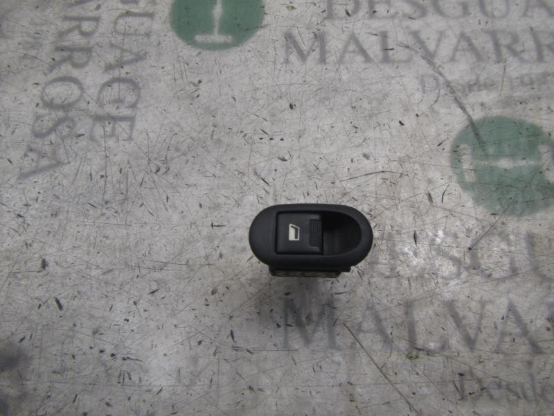 Recambio de mando elevalunas delantero derecho para citroën c3 1.4 hdi cool referencia OEM IAM   