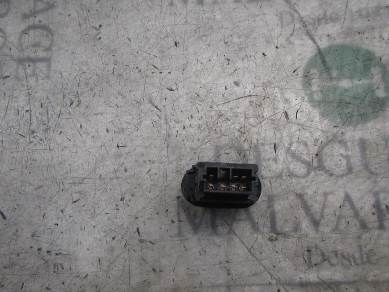 Recambio de mando elevalunas delantero derecho para citroën c3 1.4 hdi cool referencia OEM IAM   