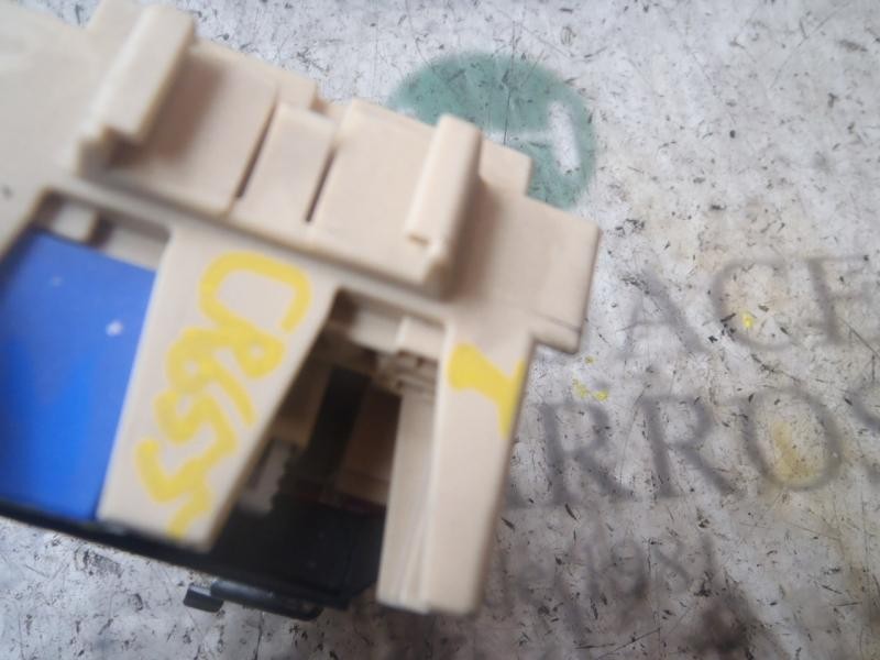 Recambio de caja reles / fusibles para nissan micra (k13) 1.2 cat referencia OEM IAM 243111HA0A  